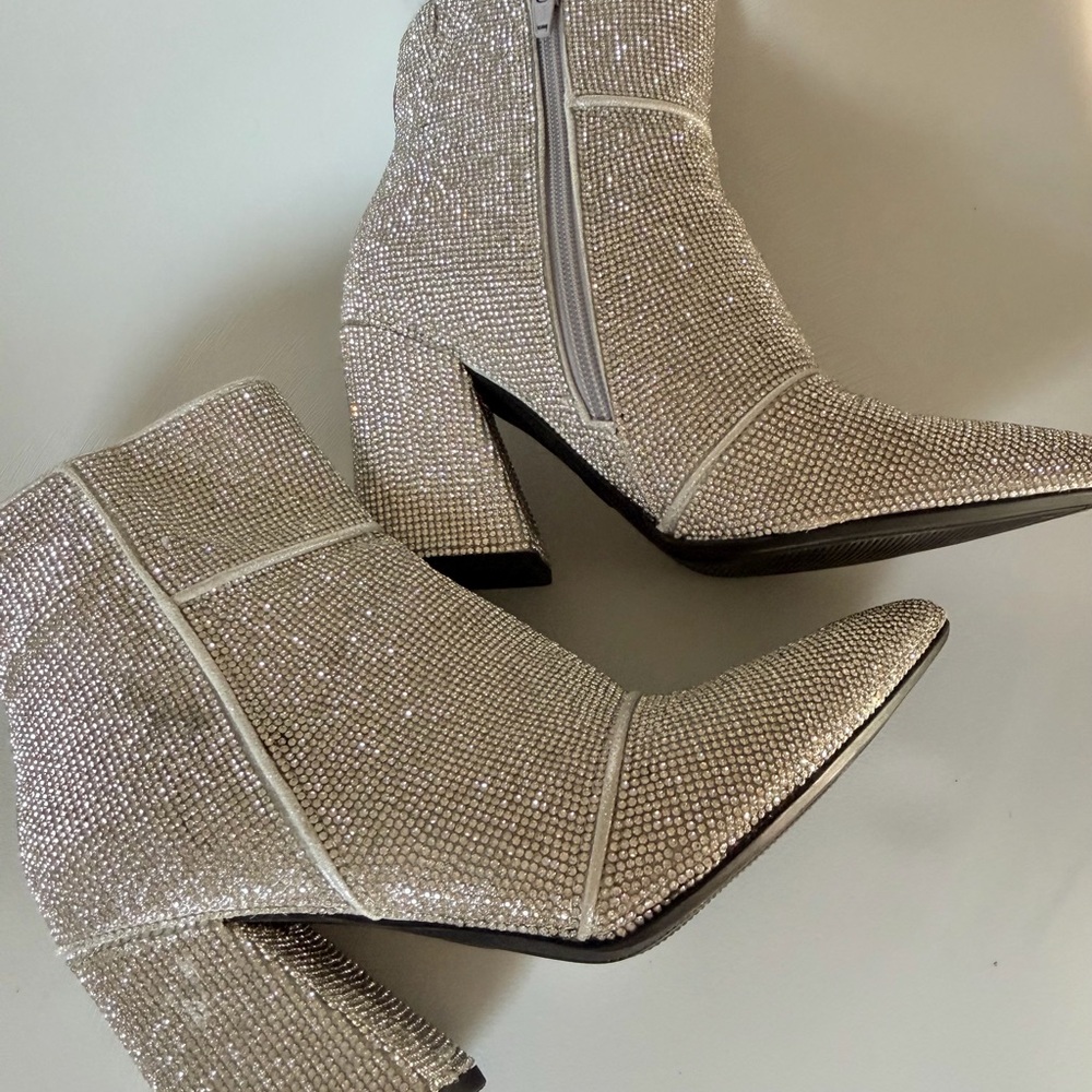 A New Day Elegant Silver Ankle Boots